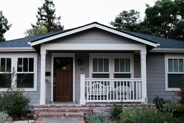 Common Myths About Home and Auto Insurance 5 img